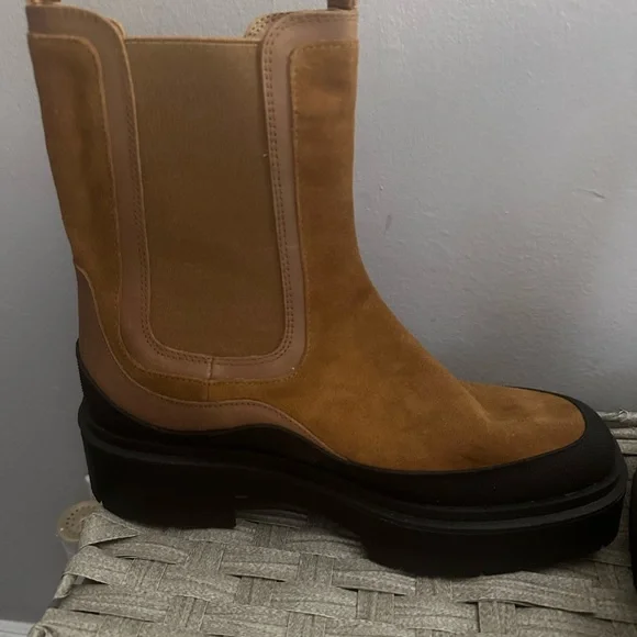 sam edelman laguna chelsea boot! - Picture 6 of 7